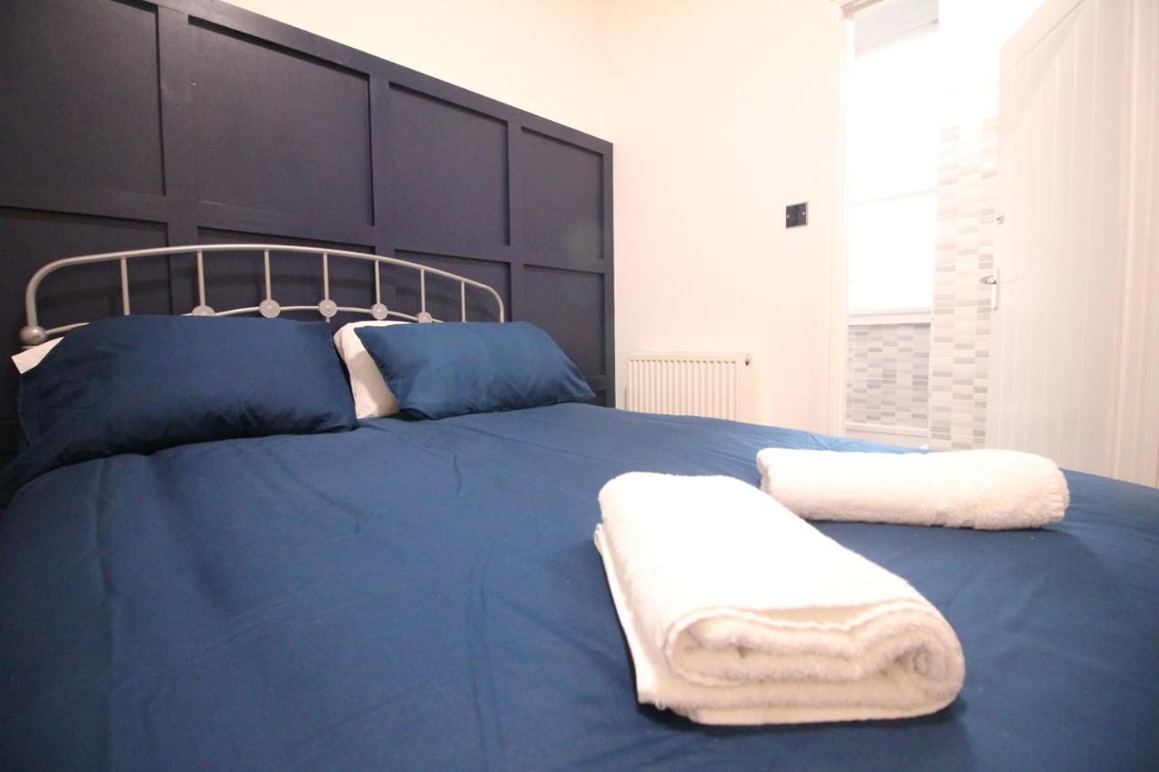 Media Manor - Fully Refurbished In 2022 - Large 6 Bedrooms, 3 Bathrooms Plus Media Games Room Blackpool Exterior foto