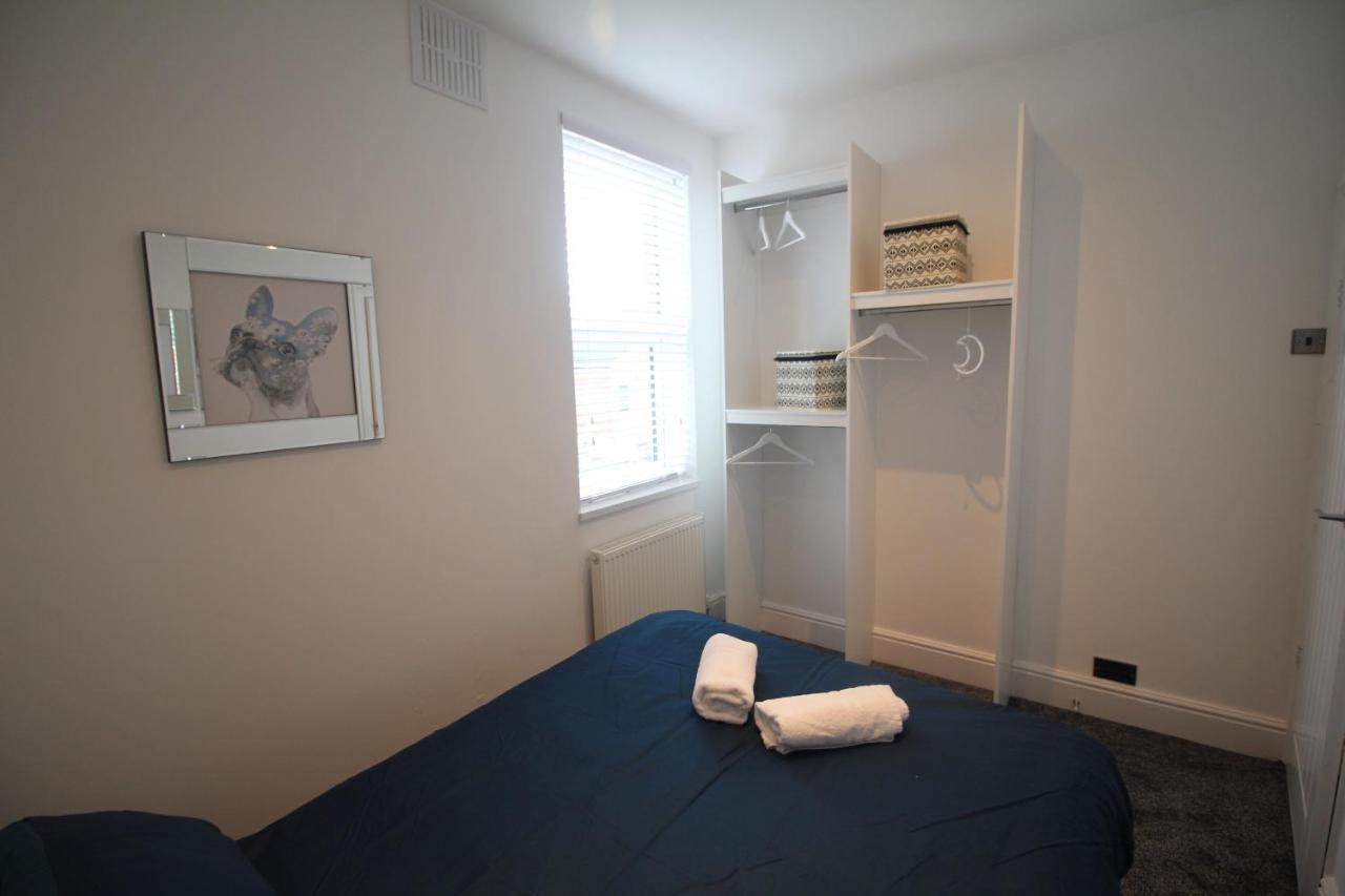 Media Manor - Fully Refurbished In 2022 - Large 6 Bedrooms, 3 Bathrooms Plus Media Games Room Blackpool Exterior foto